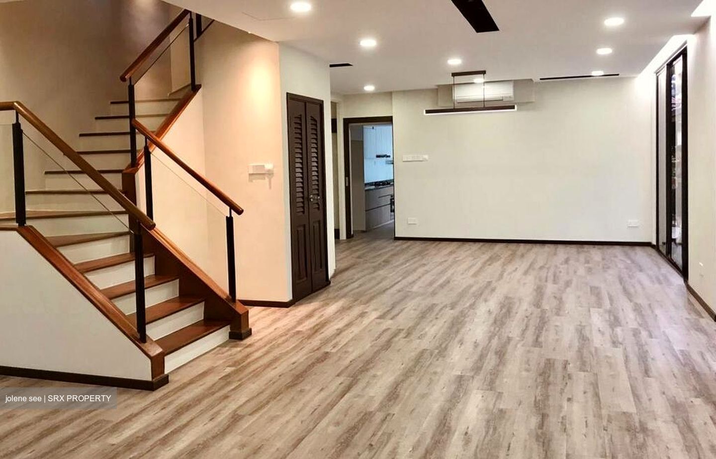 Normanton Park (D5), Terrace #497347981